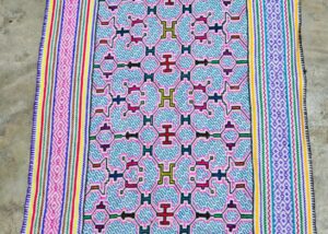 Flow of the River Kené Runner