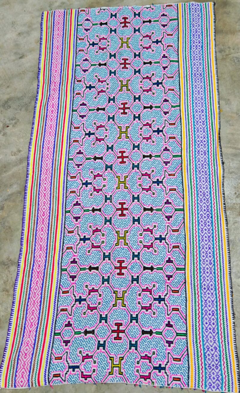 Flow of the River Kené Runner
